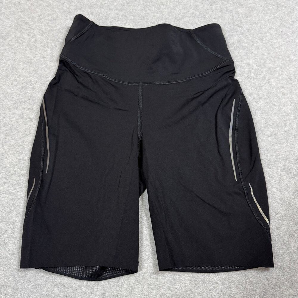 Lululemon Womens Size 6 Base Pace High-Rise Reflective Short 8"